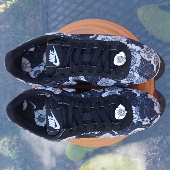 Women's NIKE Classic Cortez Lx Floral - Picture 6 of 8